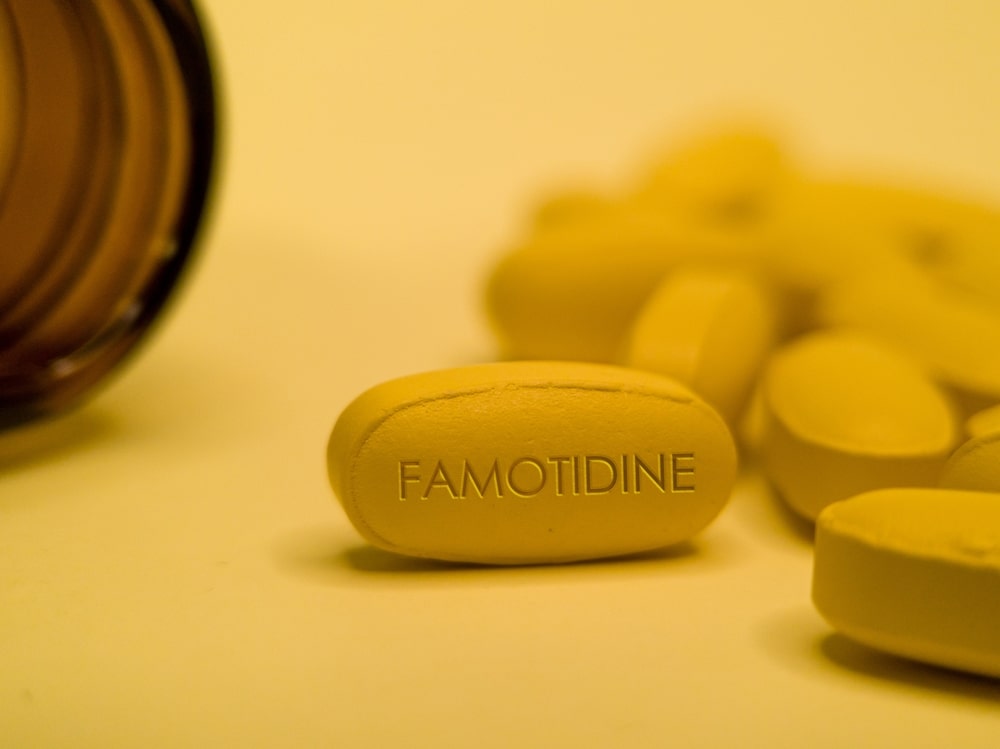 قرص فاموتیدین برای چیست؟ | قرص فاموتیدین خواب اور است؟