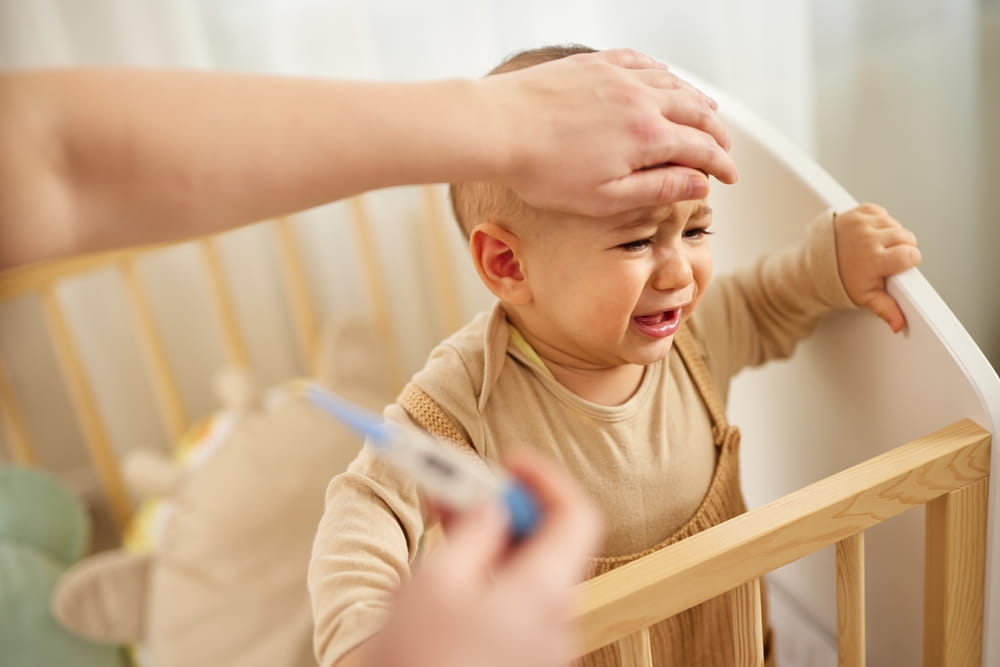 علت‌های شایع تب در کودکان